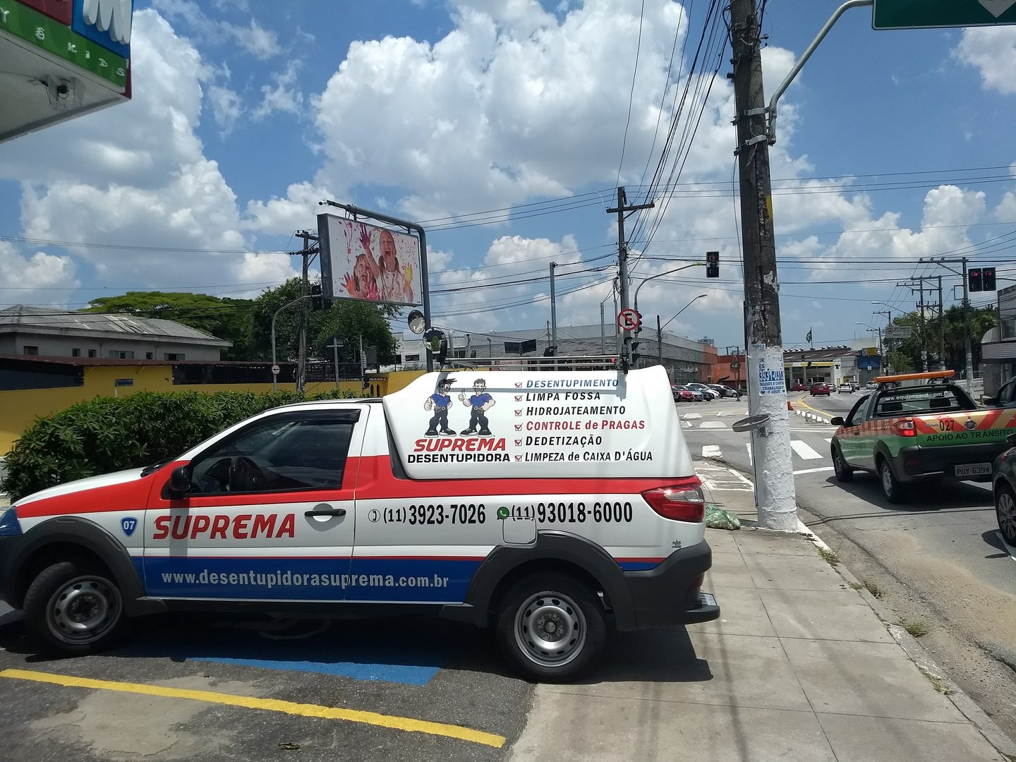 carro da suprema desentupidora