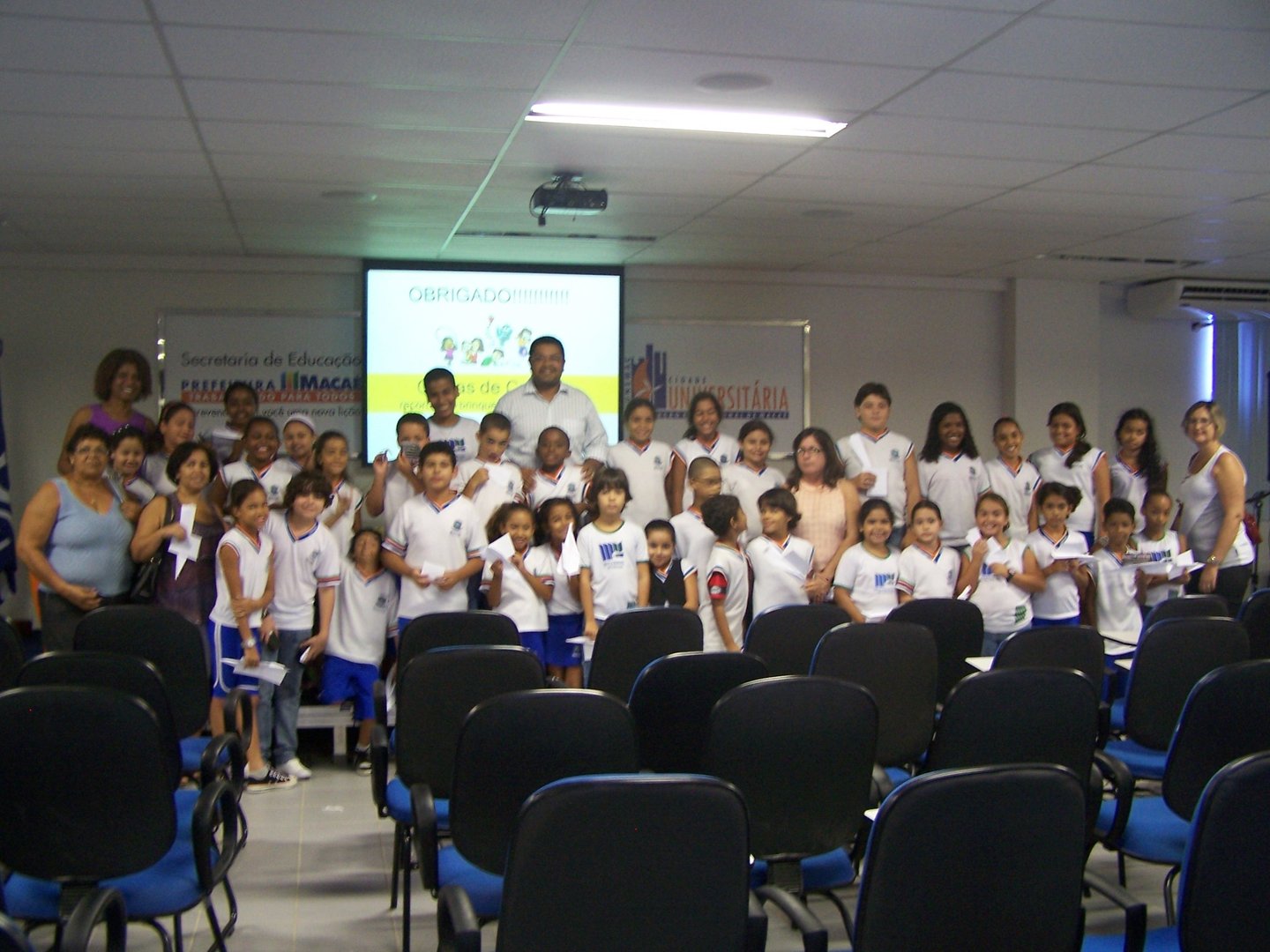 Palestra para crianças na Cidade Universitária em Macaé