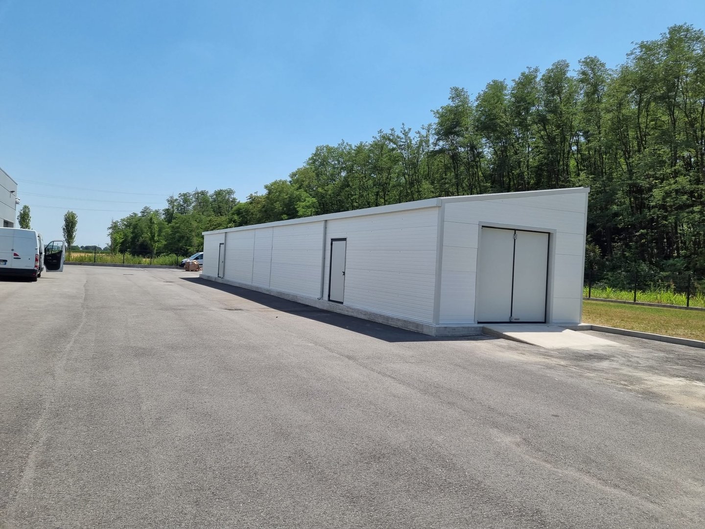 Tunnel in telo PVC, Tunnel in pannelli sandwich, coperture industriali, coperture mobili e fisse