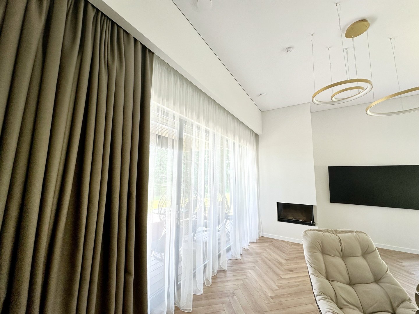 Elektra valdomos užuolaidos