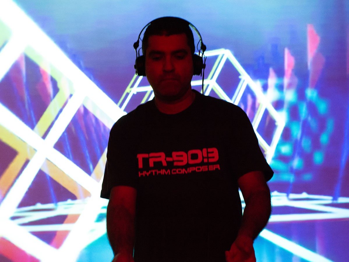 Nightclub DJ - EDM, Deep House, 