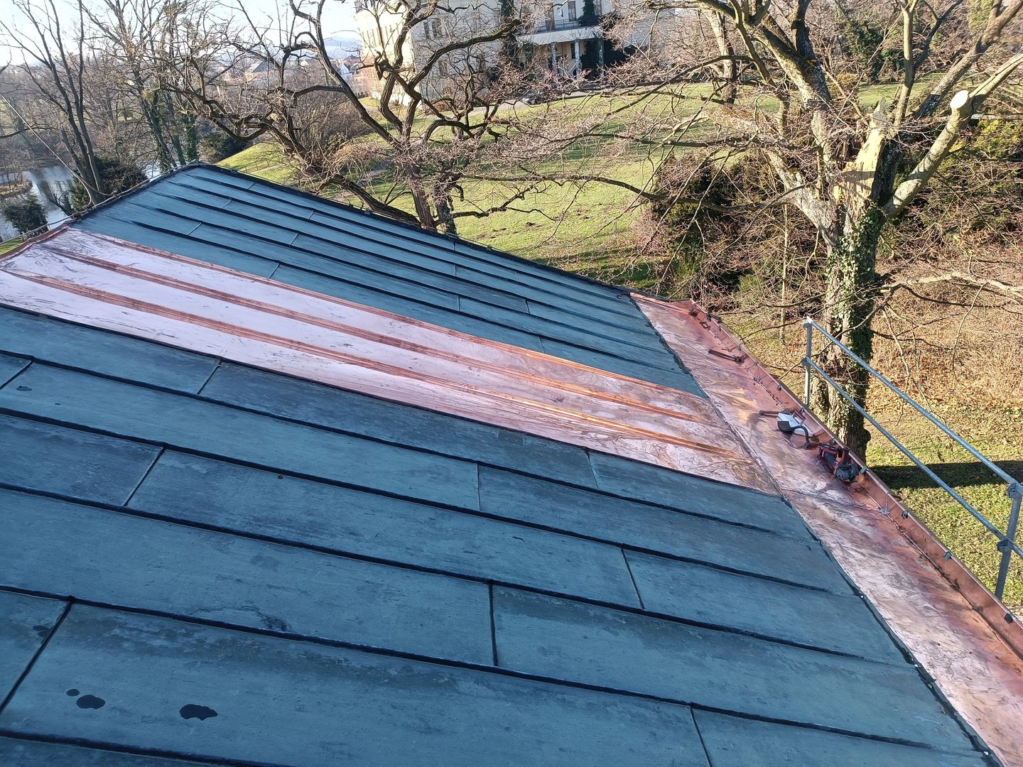 rekonstrukce-falcovanná-krytina-raduň