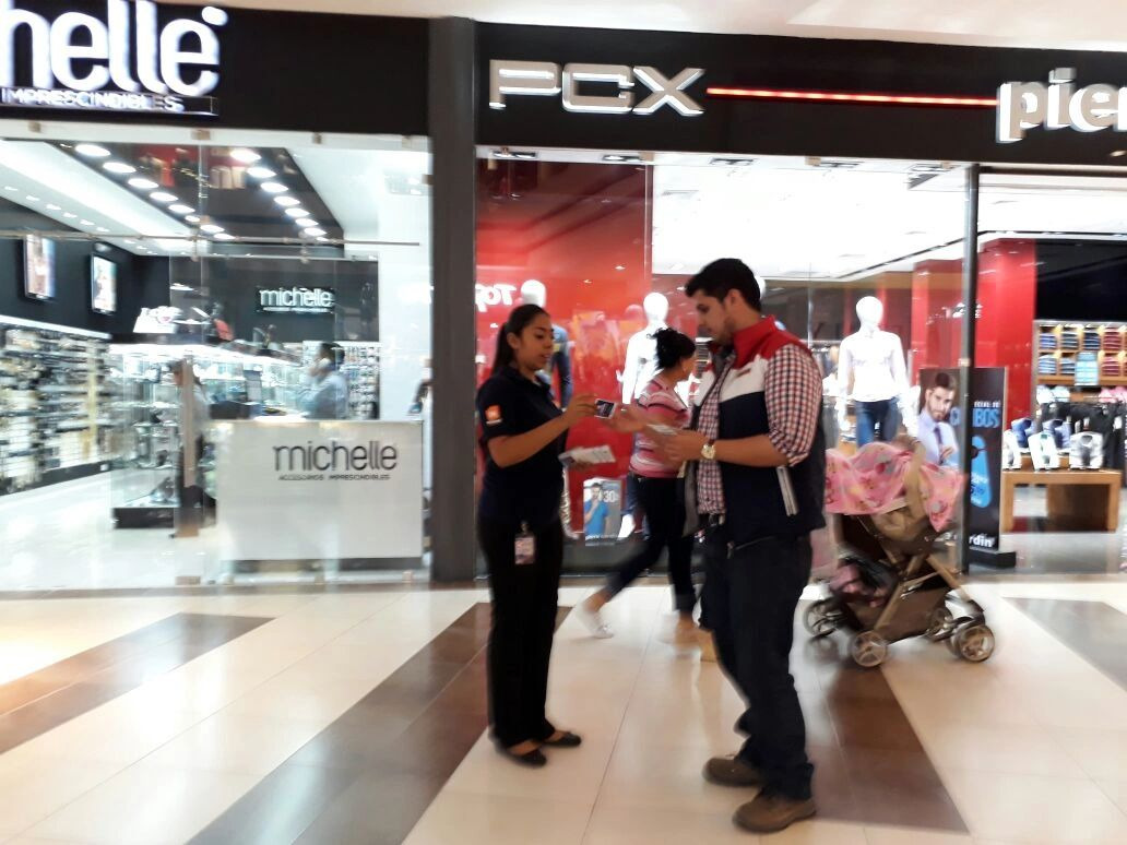 volanteo en guatemala, volanteo en centros comerciales