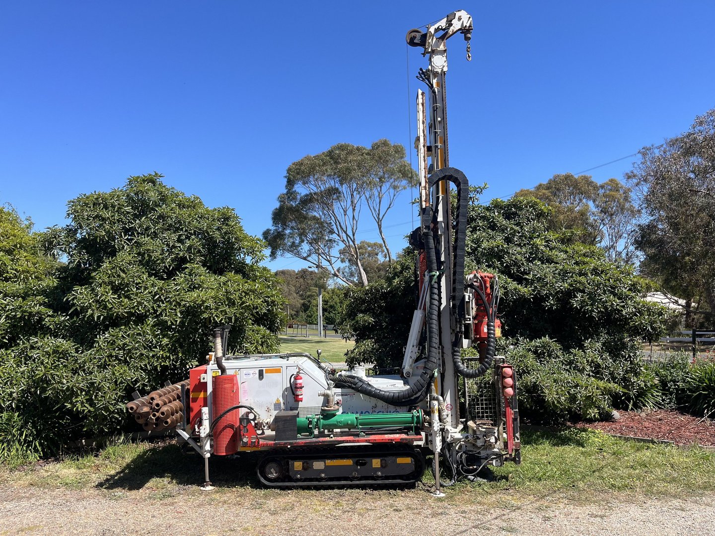Comacchio GEO-305 track-mounted drill rig performing geotechnical drilling up to 45m depth