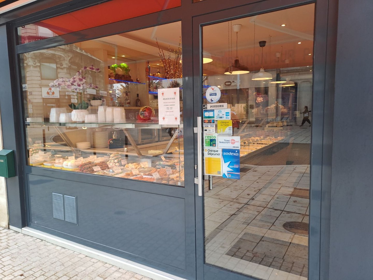 Devanture Restaurant Chinois Bar le Duc