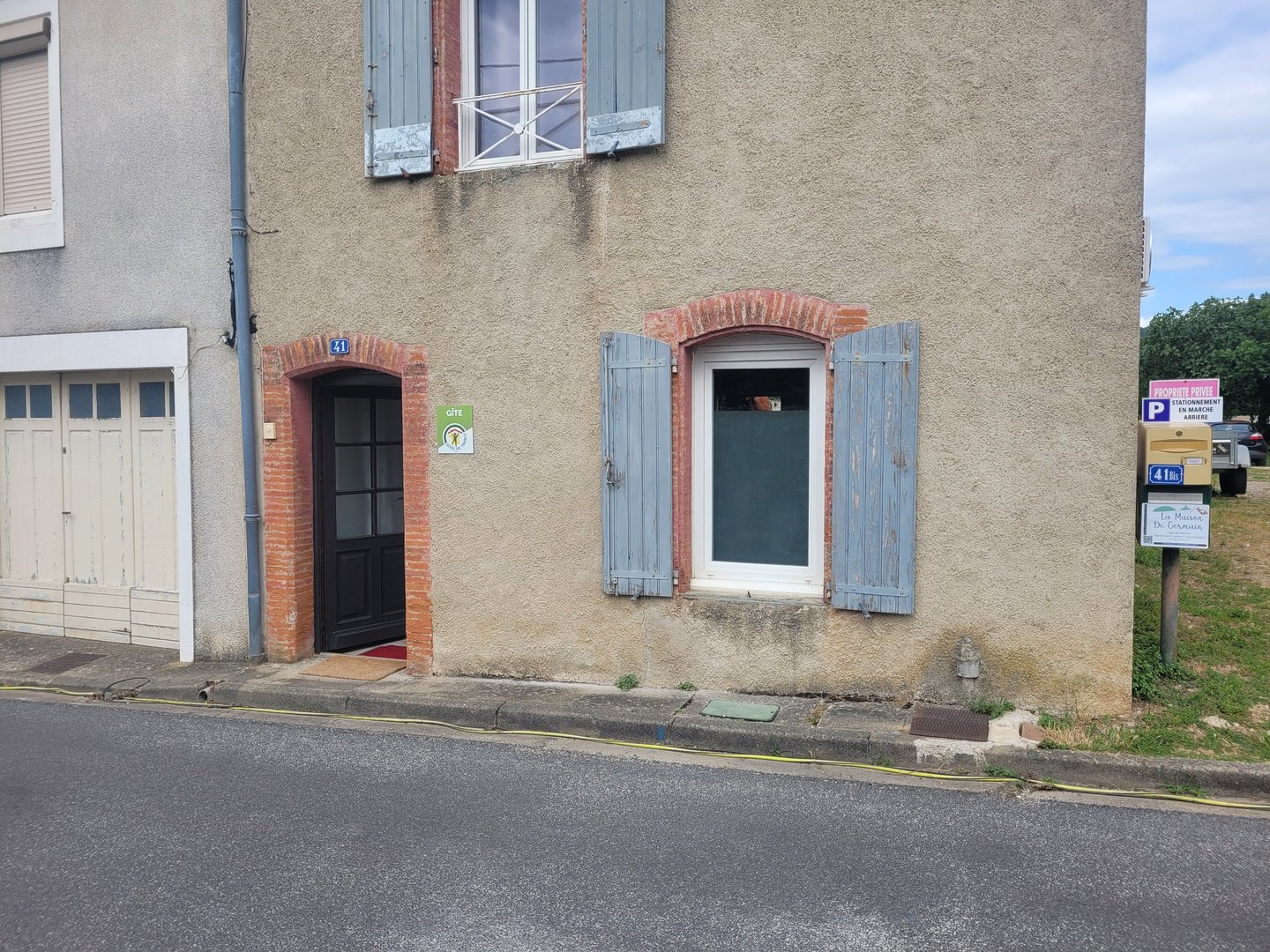 stationnement en marche arrière 2places parking