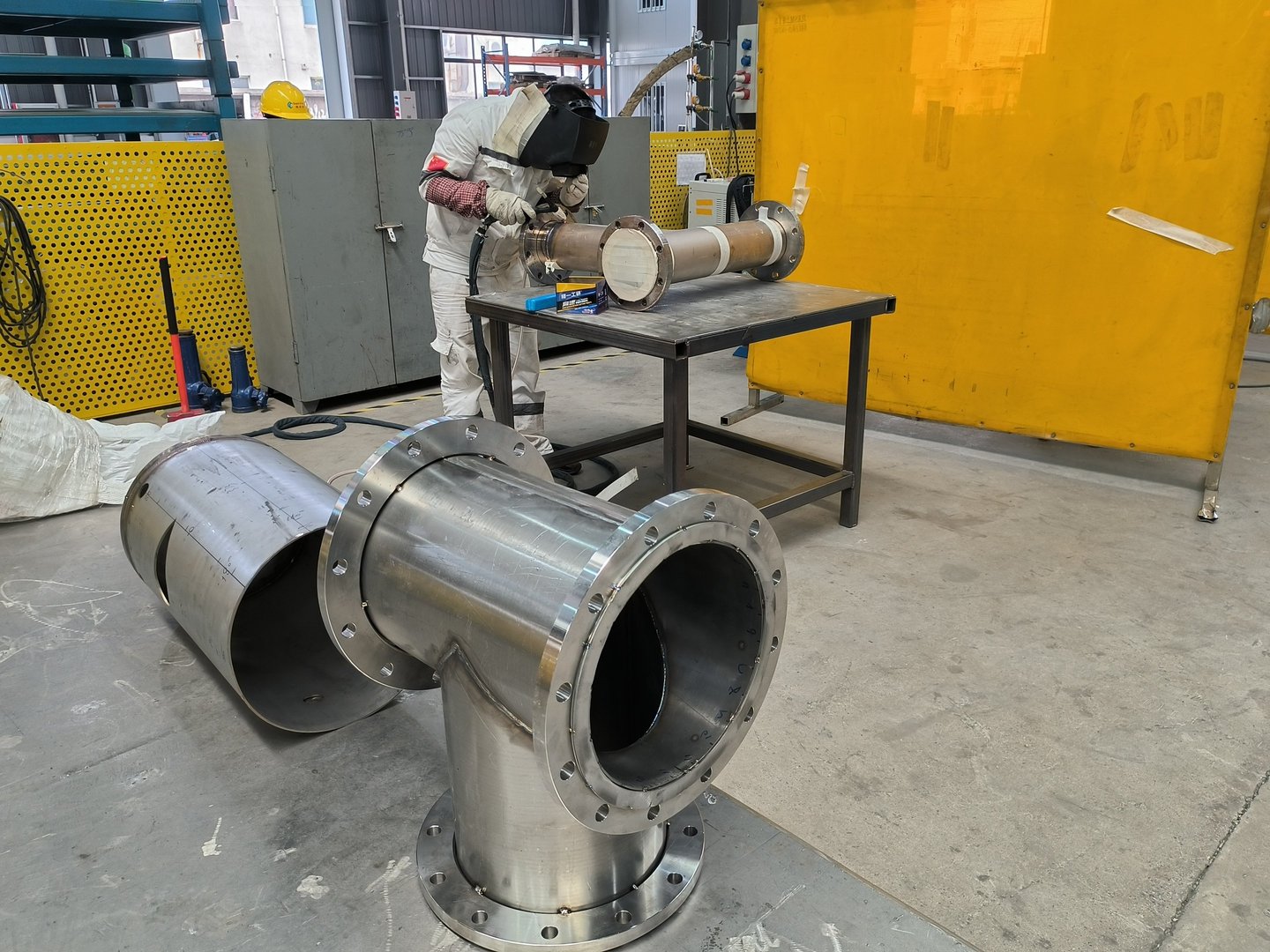 Buttweld pipe and fittings (3)