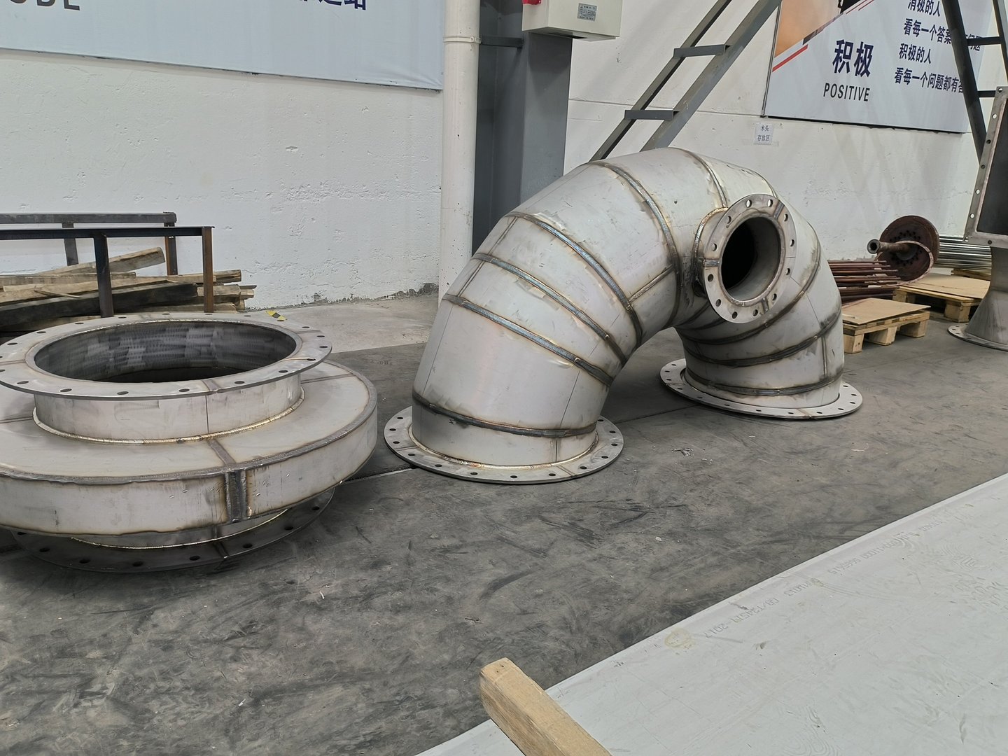 Ventilating Pipe (4)