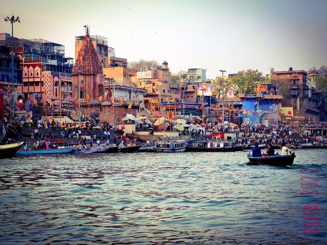 Evening Boat Ride from Dashashwamedh Ghat