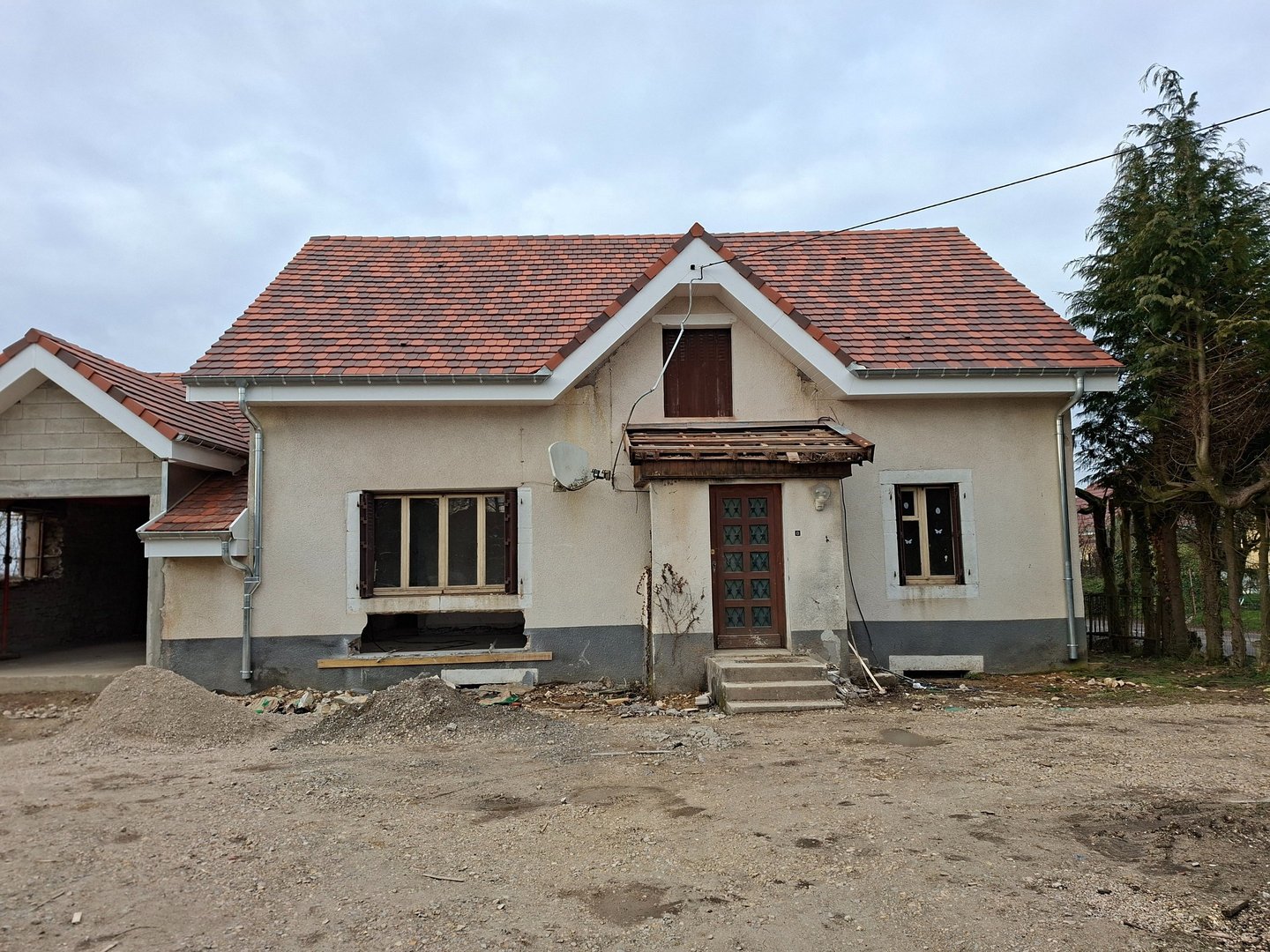 Rénovation toiture en tuiles vauban ecaille et isolation sarking en knaufthane sarking.