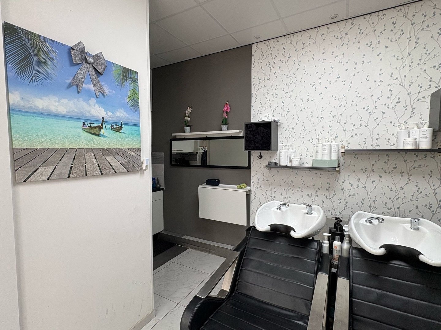 Washroom aygin
