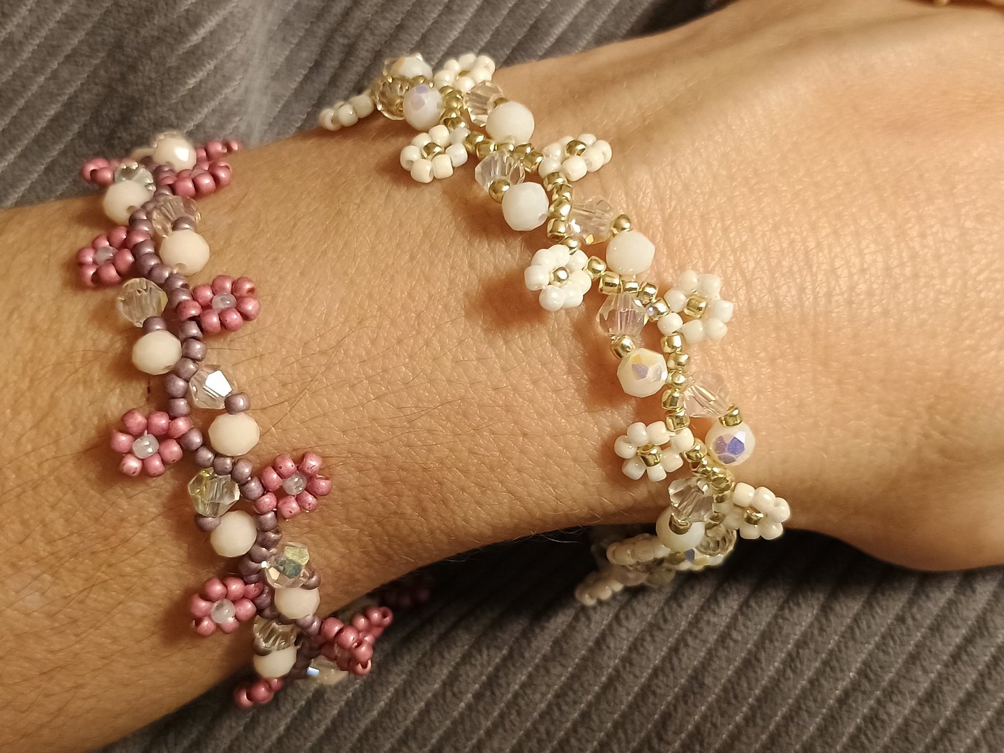 Beaded Bracelets with daisy and crystals in gold and white, suitable for bride or any occasion