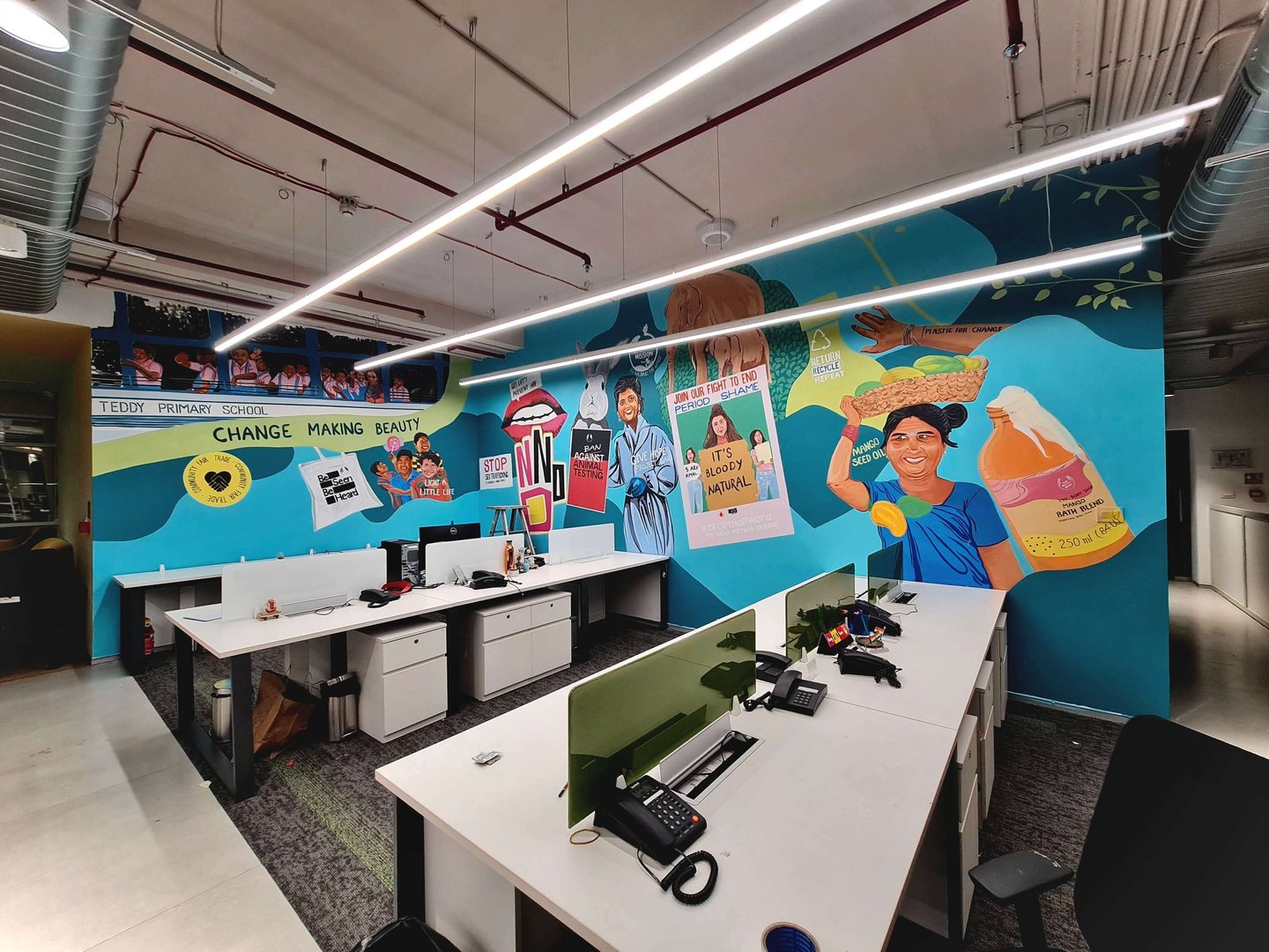 Wall mural at Office, school, cafes, resorts