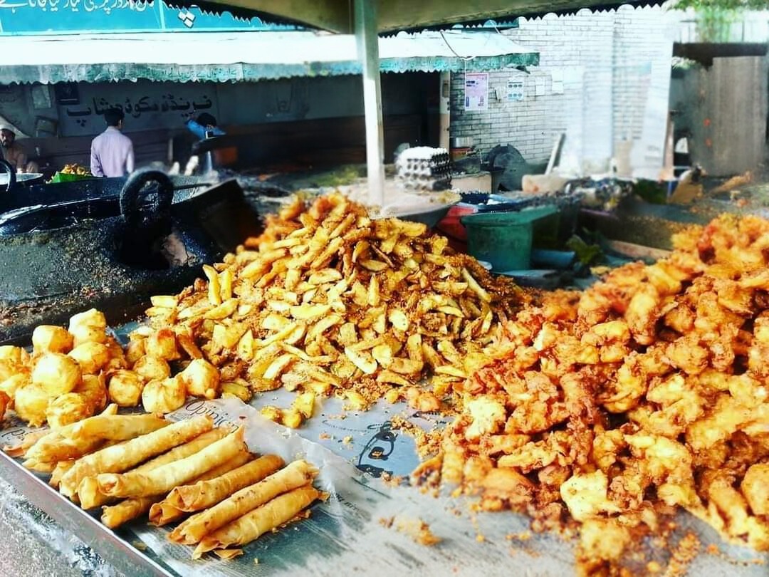Pakora shops at ilyasi mosque 