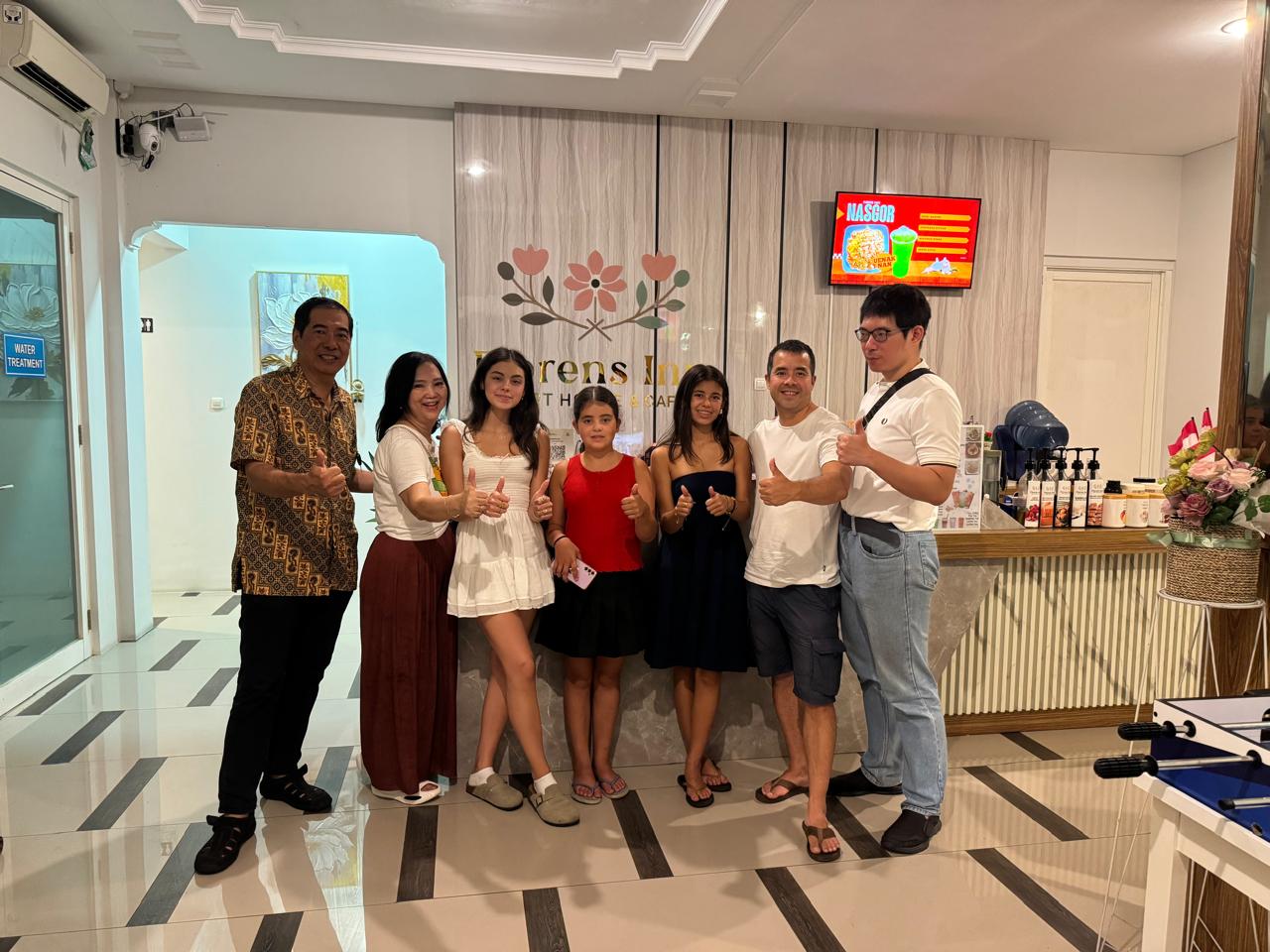 international Guests at Florens inn lobby