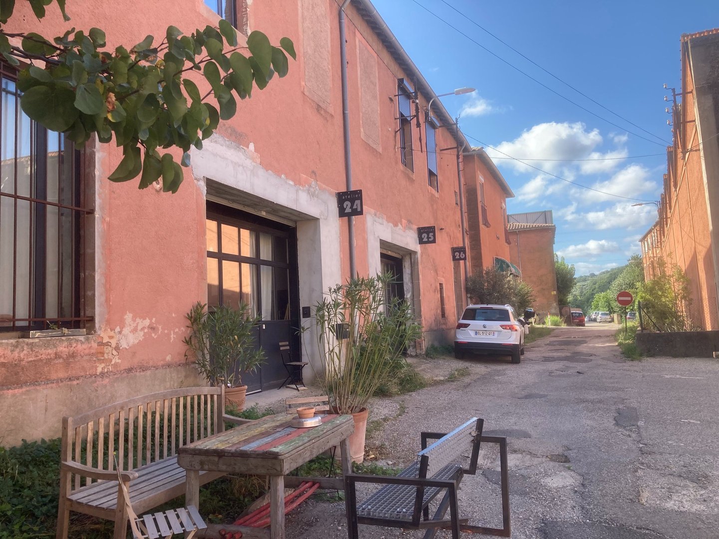 A row of ateliers or artists' workshops.