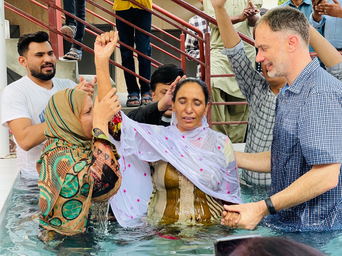KMI Pakistan Church , Ministry in Pakistan, Baptizing in Pakistan, Christians in Pakistan, Christian organisation in Pakistan
