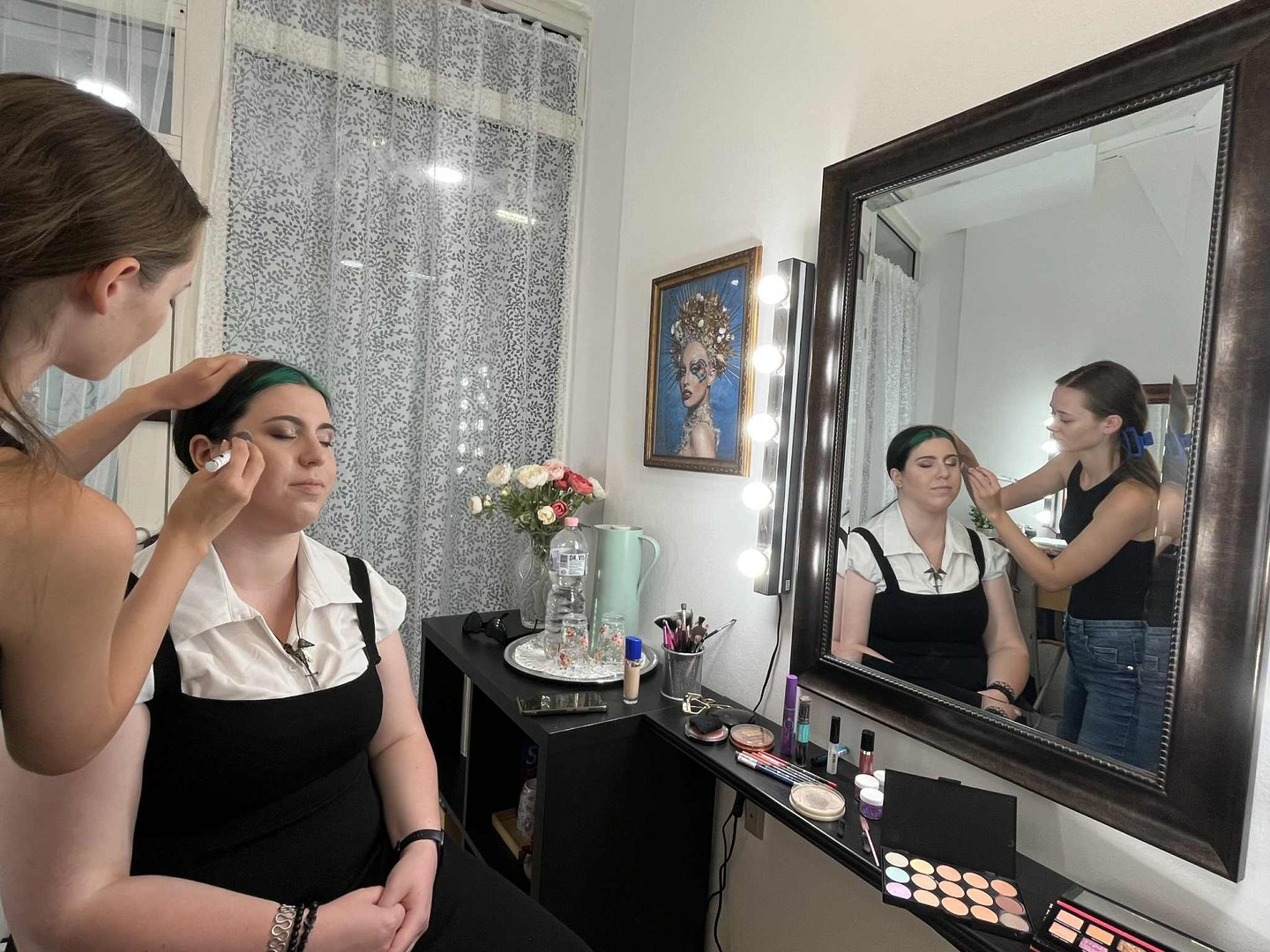 Menyasszonyi smink készülőben