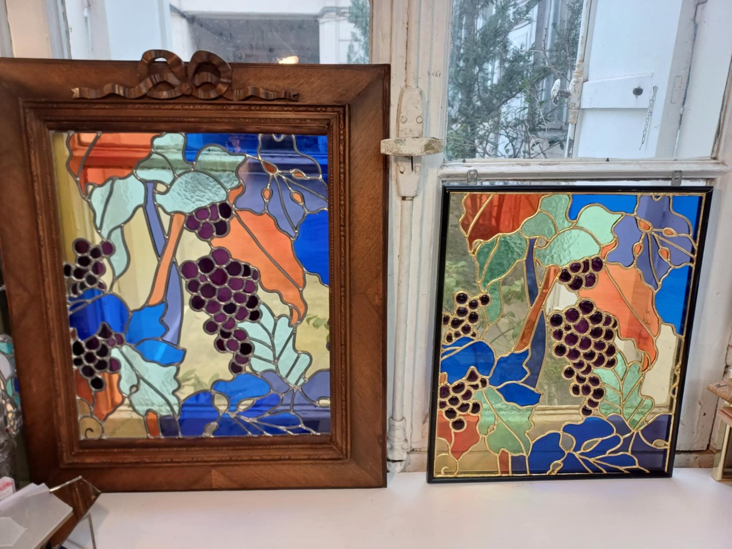 Vitraux d'art sur mesure — commande libre plomb,  motifs végétaux, atelier Paris