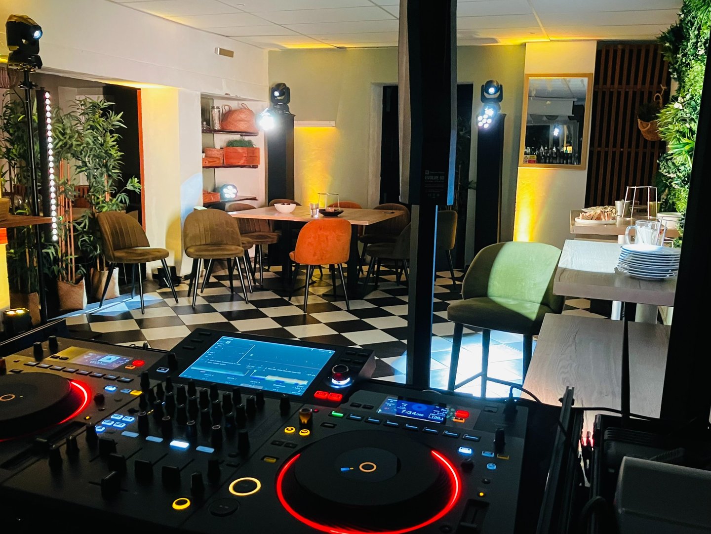 Soirée privée DJ pour anniversaire 18 ans