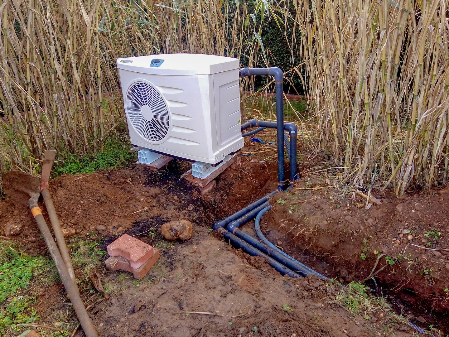 Pac air/eau en cours d'installation.