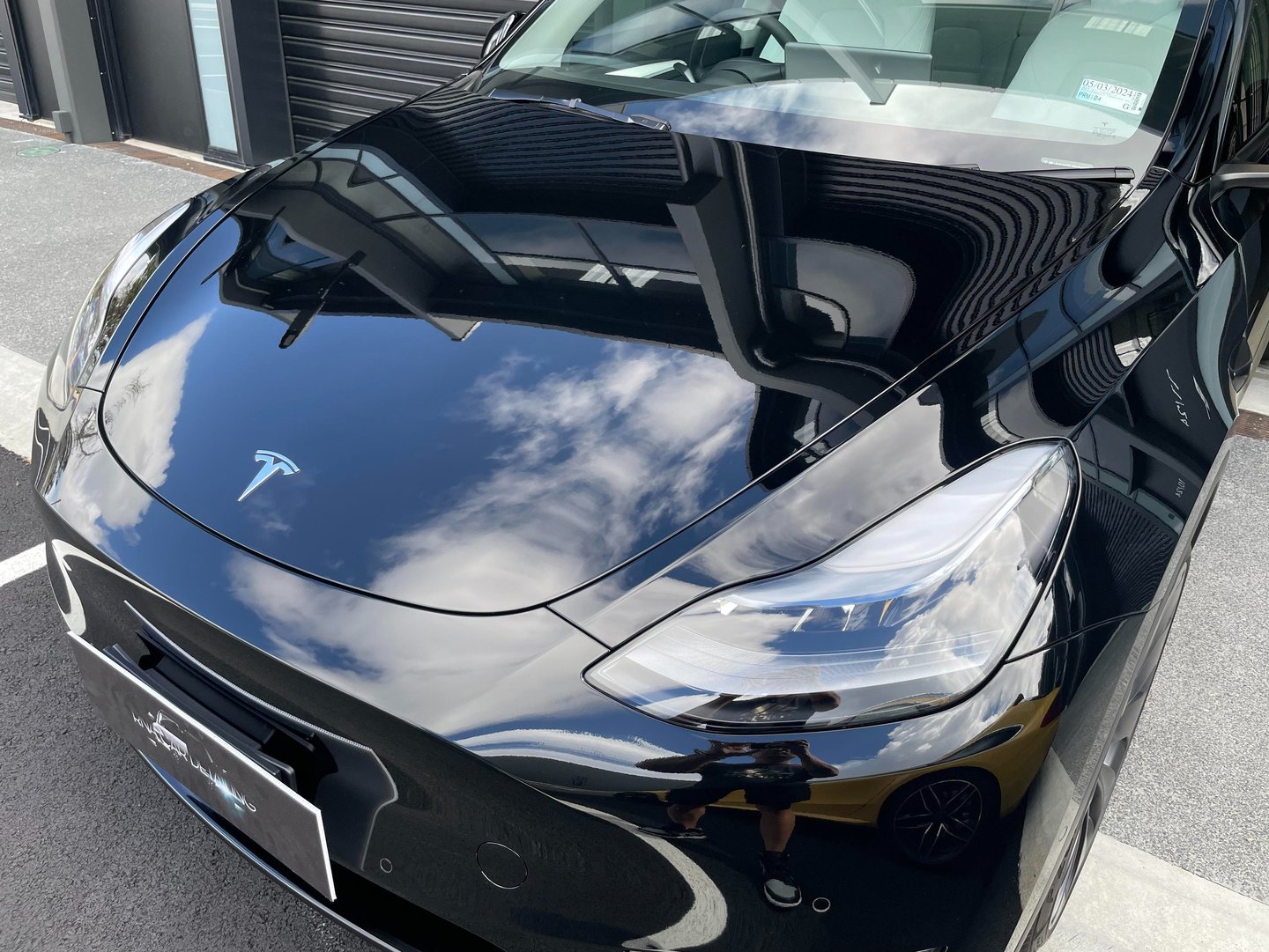 the coating lab Auckland IDA certified car detailer ceramic coating graphene coating paint correction cut and polish 