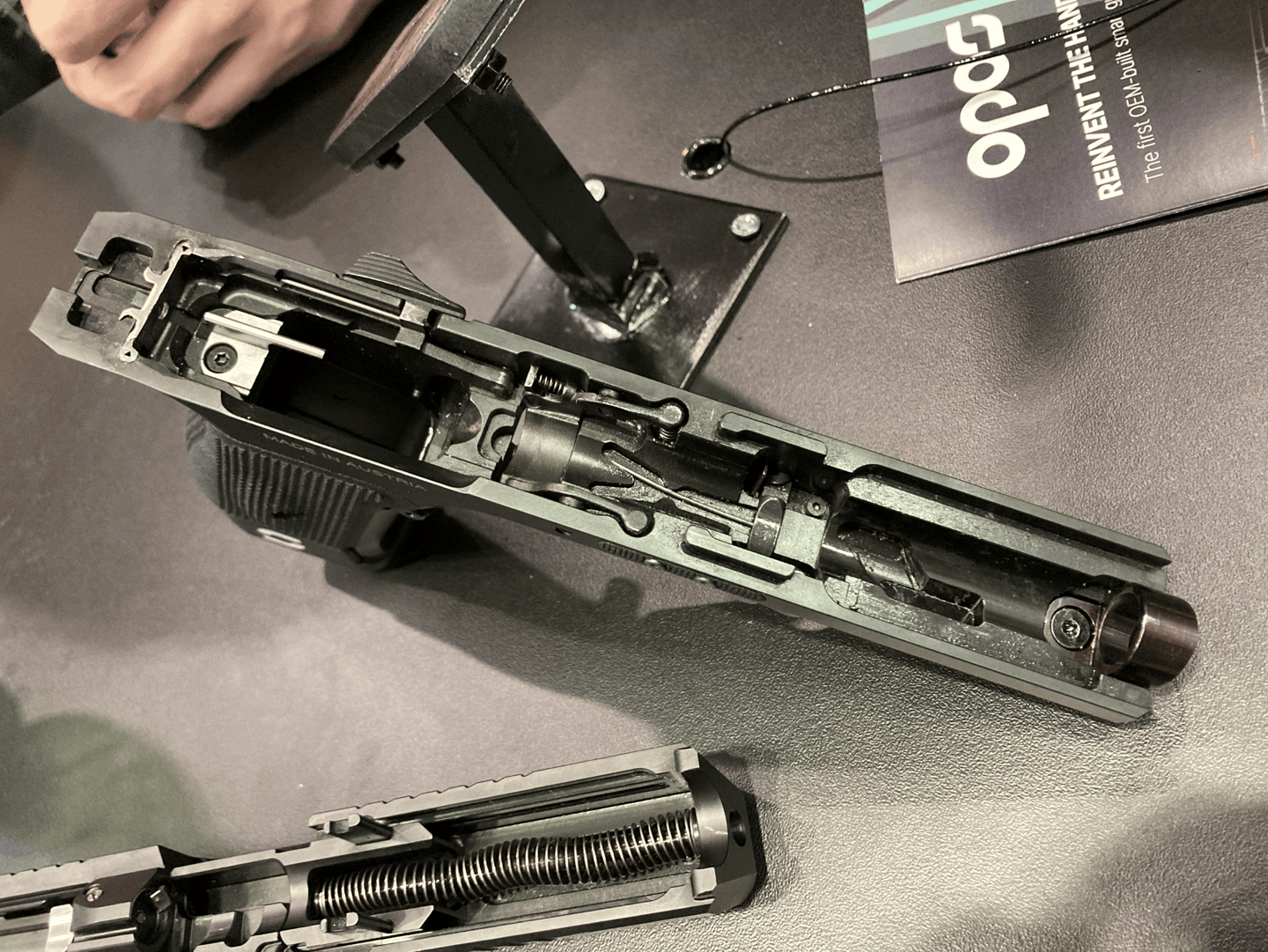 Mechanik des Griffstücks der Opos Venator