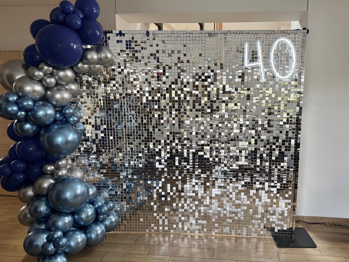 Svieciantys skaiciai, skaiciai gimtadieniui, foto sienele nuoma, foto sienele nuoma gimtadieniui