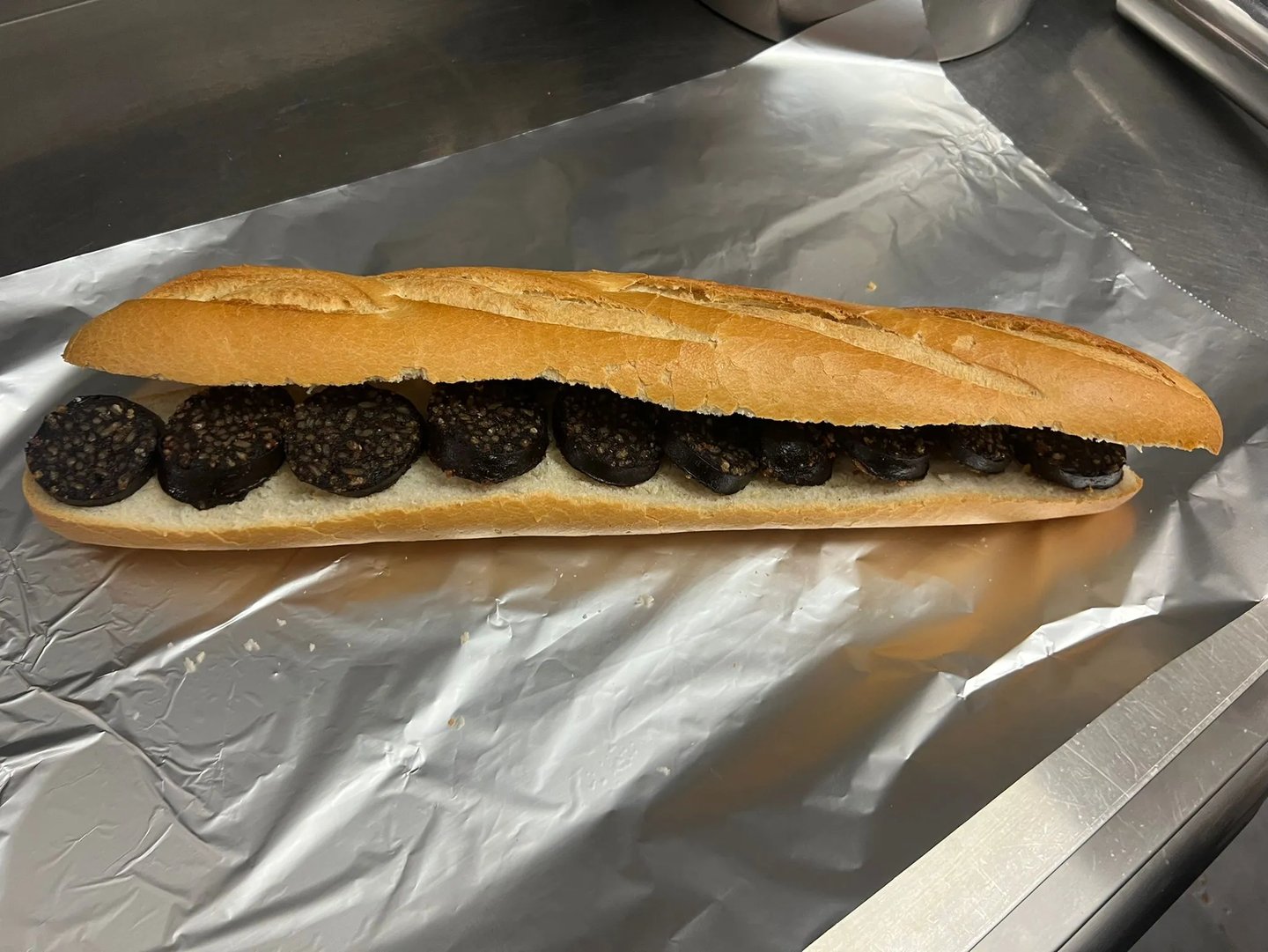 bocadillo de morcilla de burgos