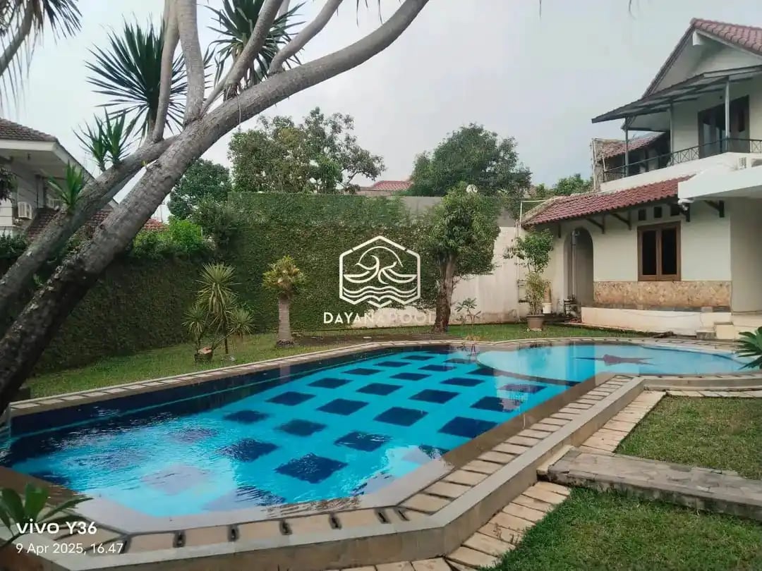 kolam renang mewah dan elegan buatan dayanapool