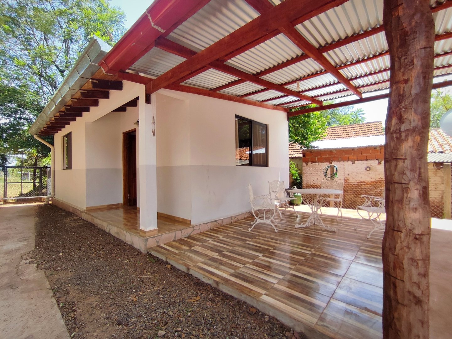 Moebliertes 50 Qm Haus in Independencia / Planta Urbana zur Miete