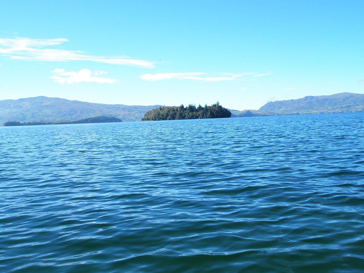 Lago de Tota, Laguna de Tota, Refugio Génesis, Paisaje, playa