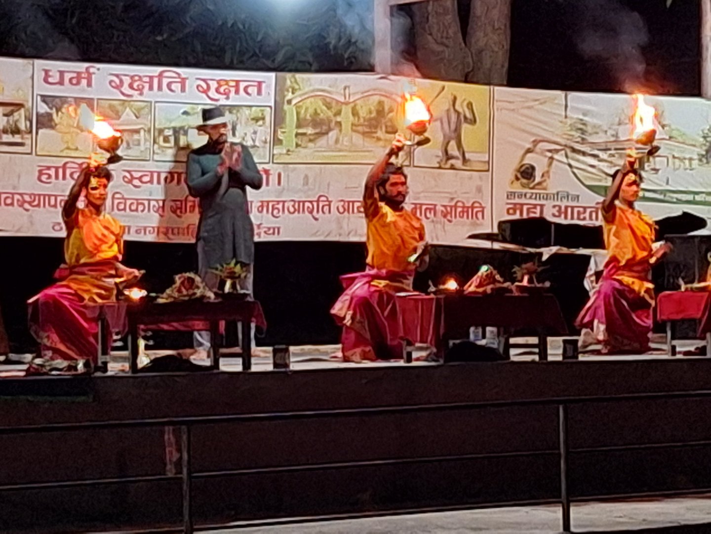 Fête au Temple de Thakudwara