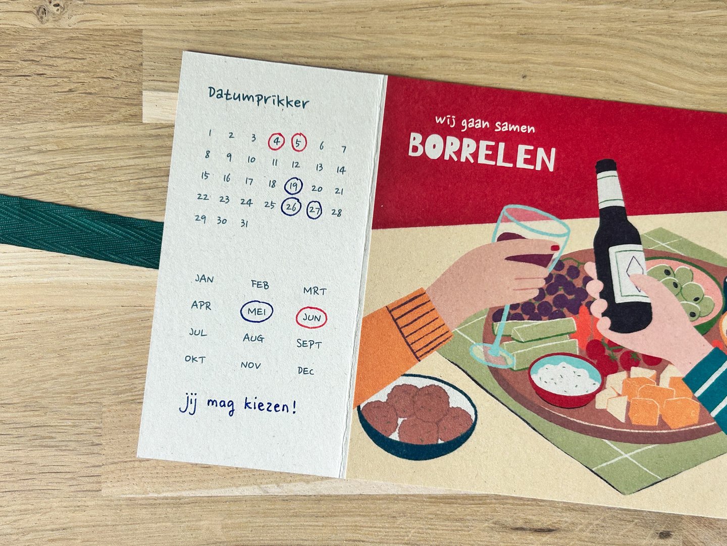 Kadoentje ingevulde datumprikker meerdere dagen en maanden