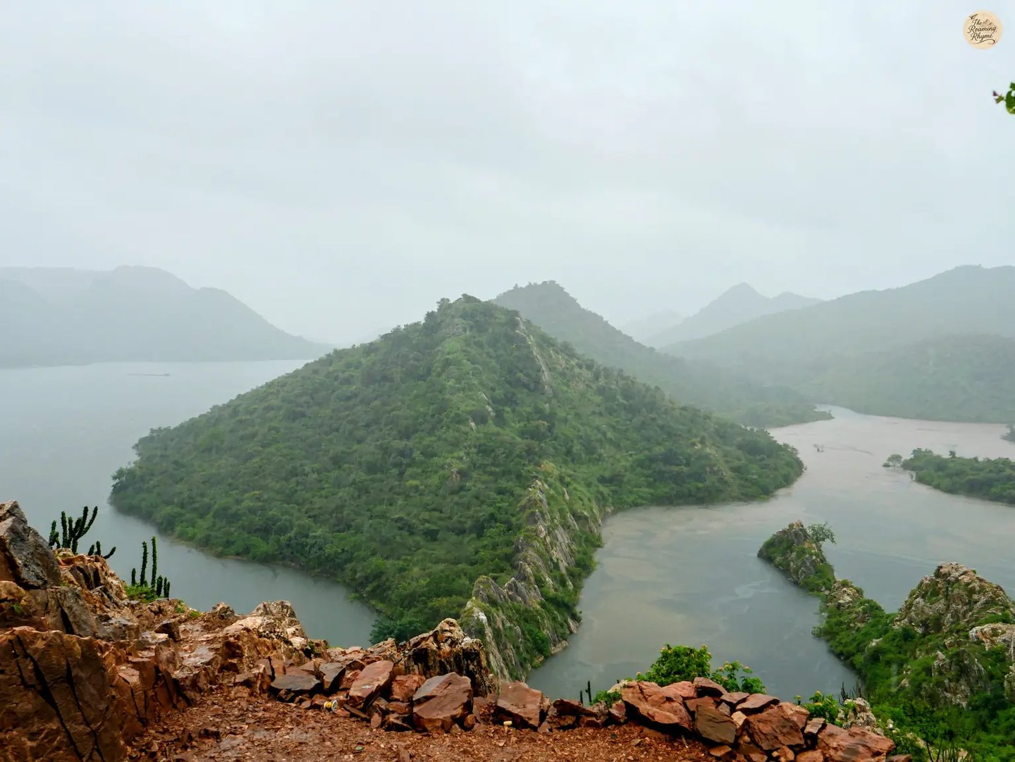 Scenic landscape of Badi Lake udaipur surrounded by Aravalli hills, captured from Bahubali Hills udaipur