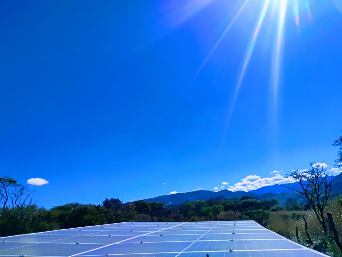 paneles solares para equipo de bombeo
