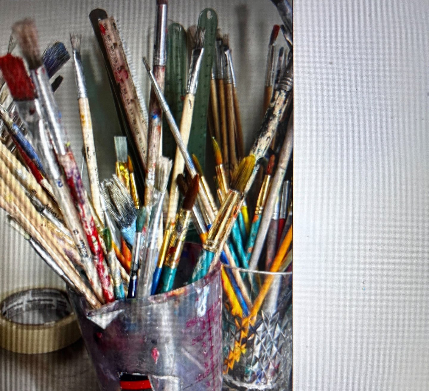 art studio of Ronny Vardy artist painter