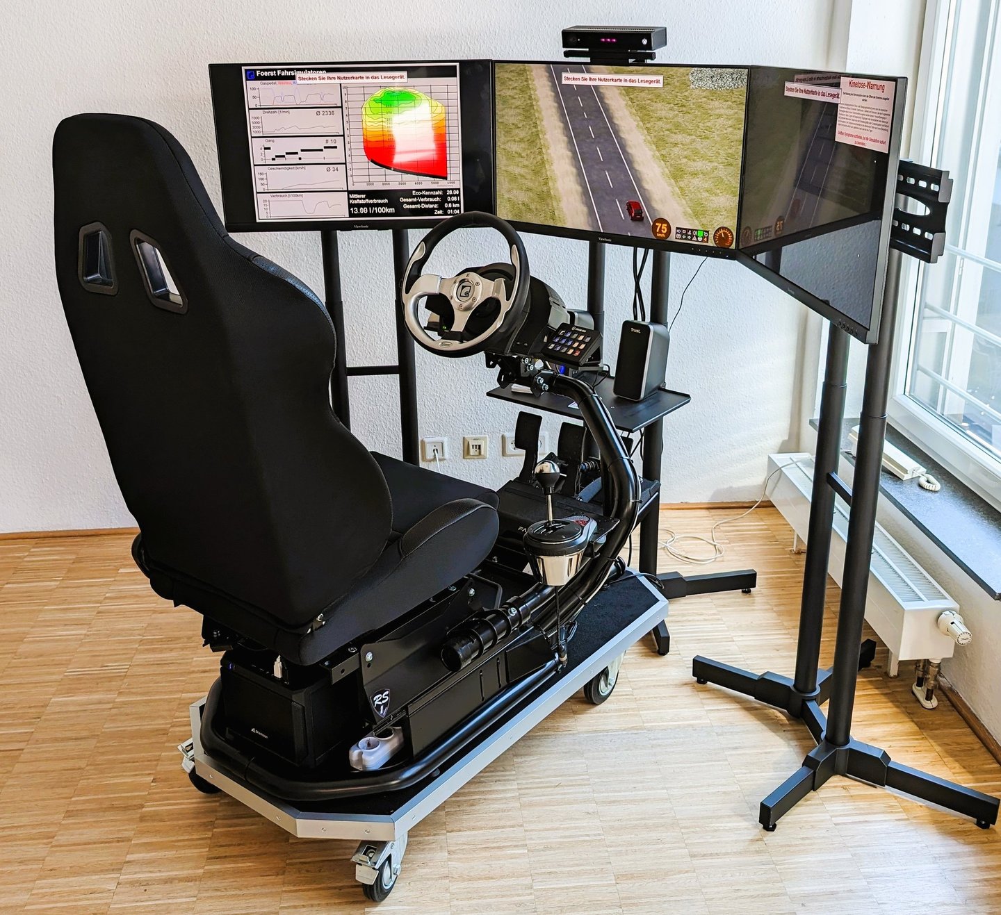 Der Fahrsimulator für die Klasse B bei Fahrschule T-Drive in Wolfenbüttel