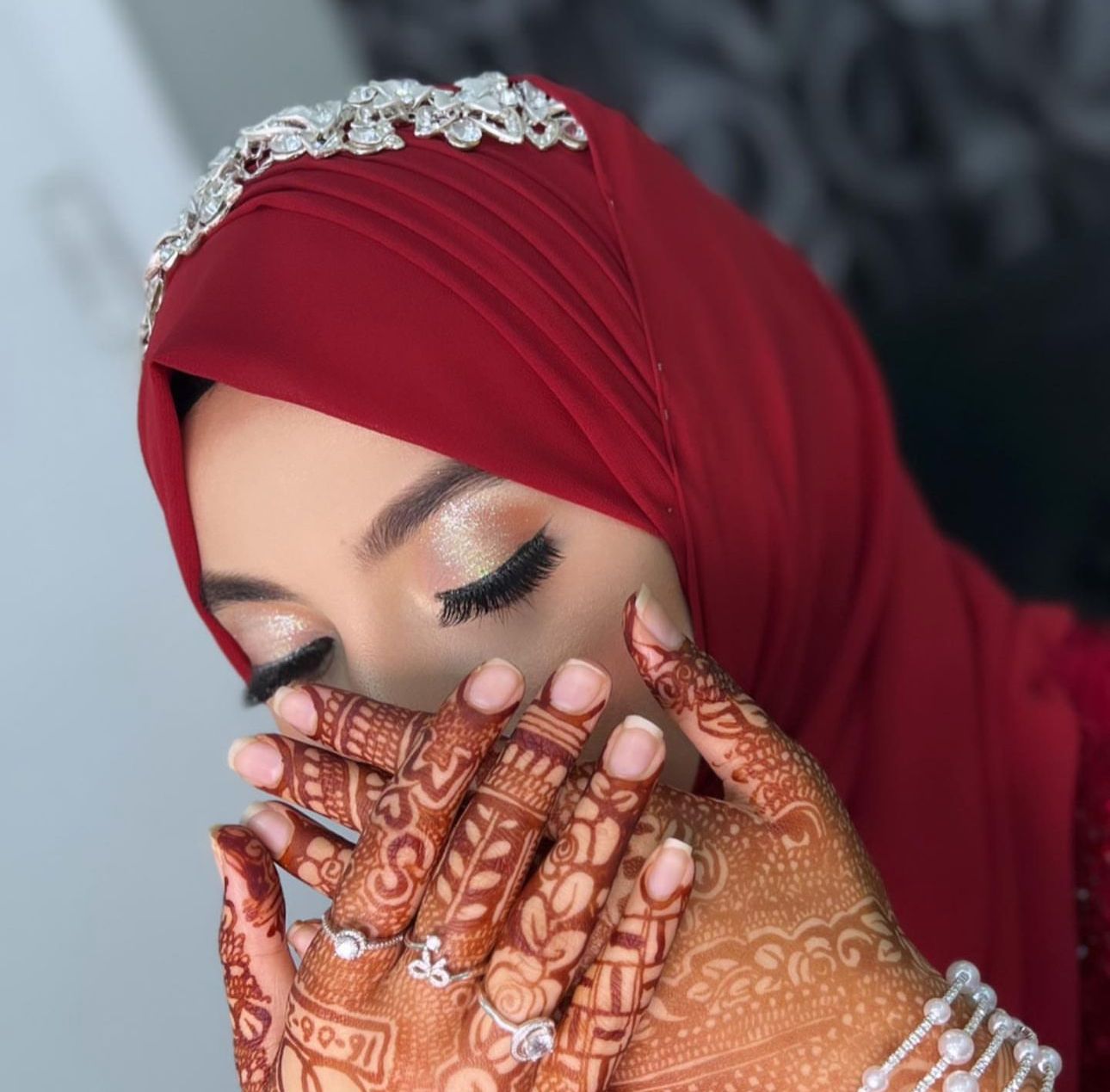 Long-lasting bridal glow makeover by Maria Beauty Services UAE.