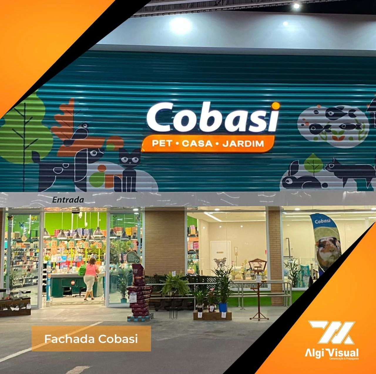 fachada comercial iluminada em jacarei cobasi