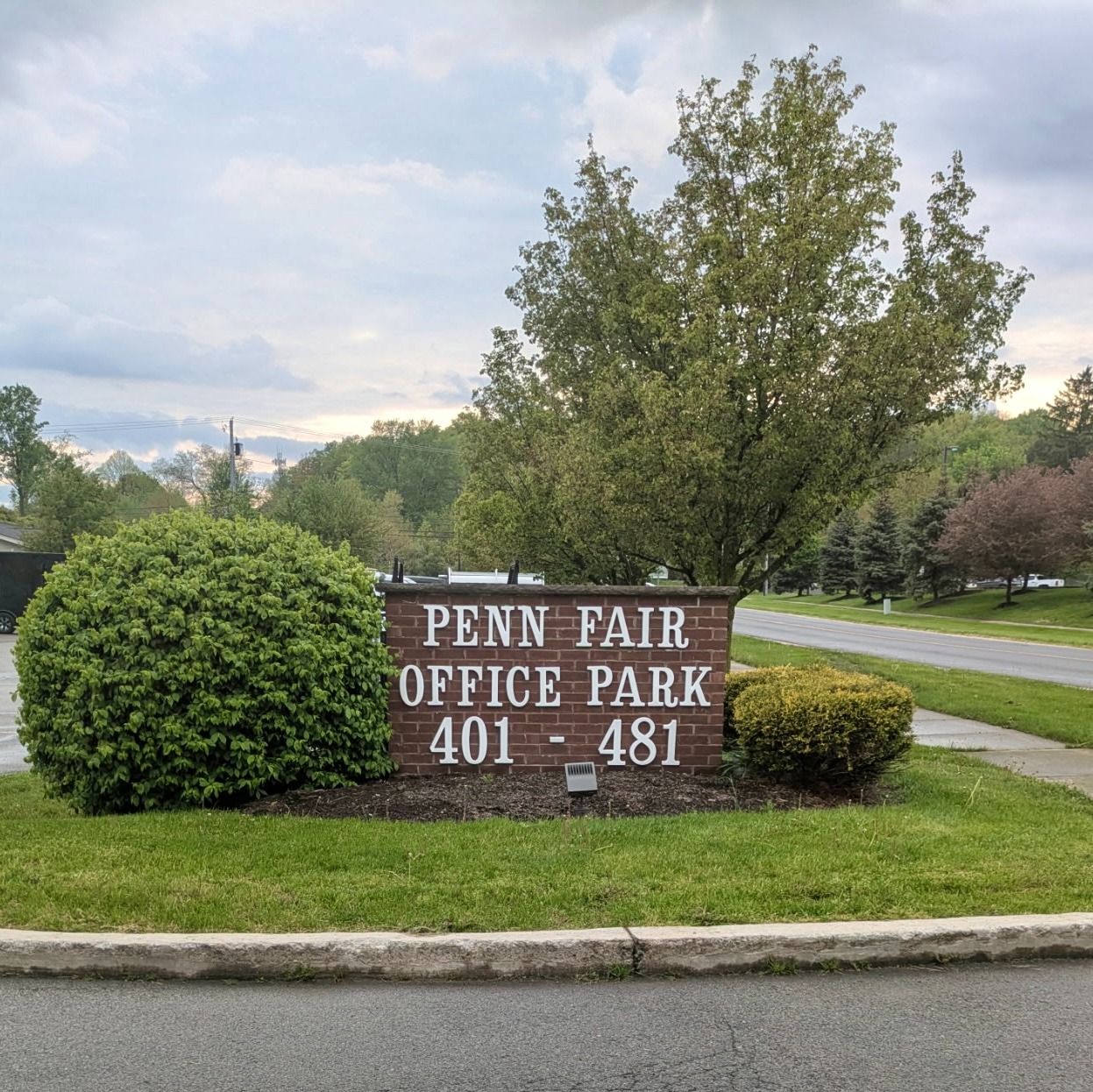 Location sign for penn fair office park
