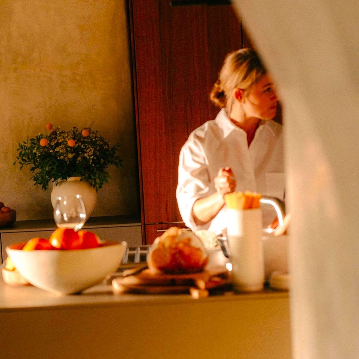 Chef preparing a lo