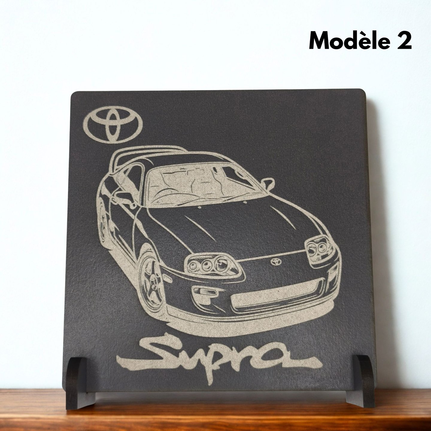 Décoration gravée au laser d'une Toyota Supra MK4