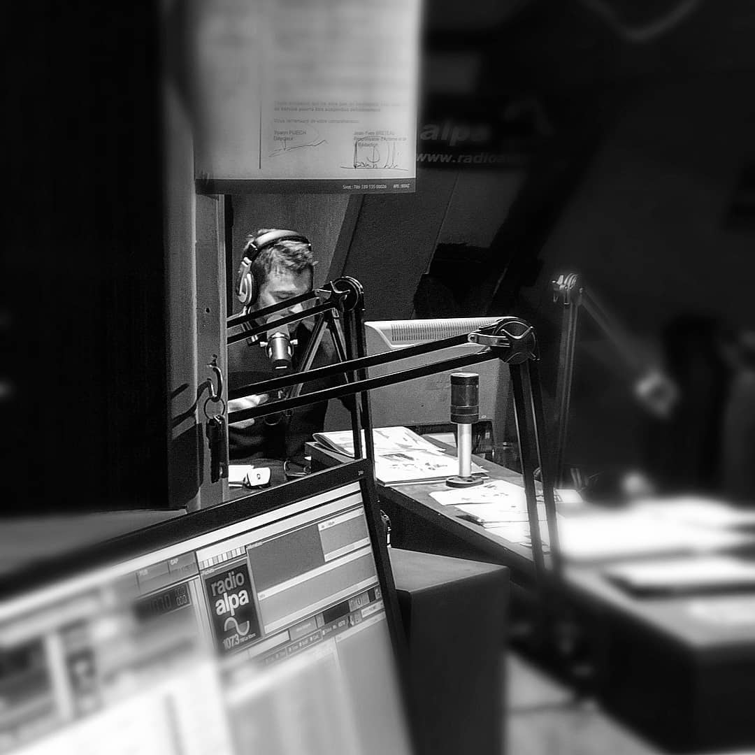Aurélien Cailloce animateur radio france europe le mans sarthe tours paris event