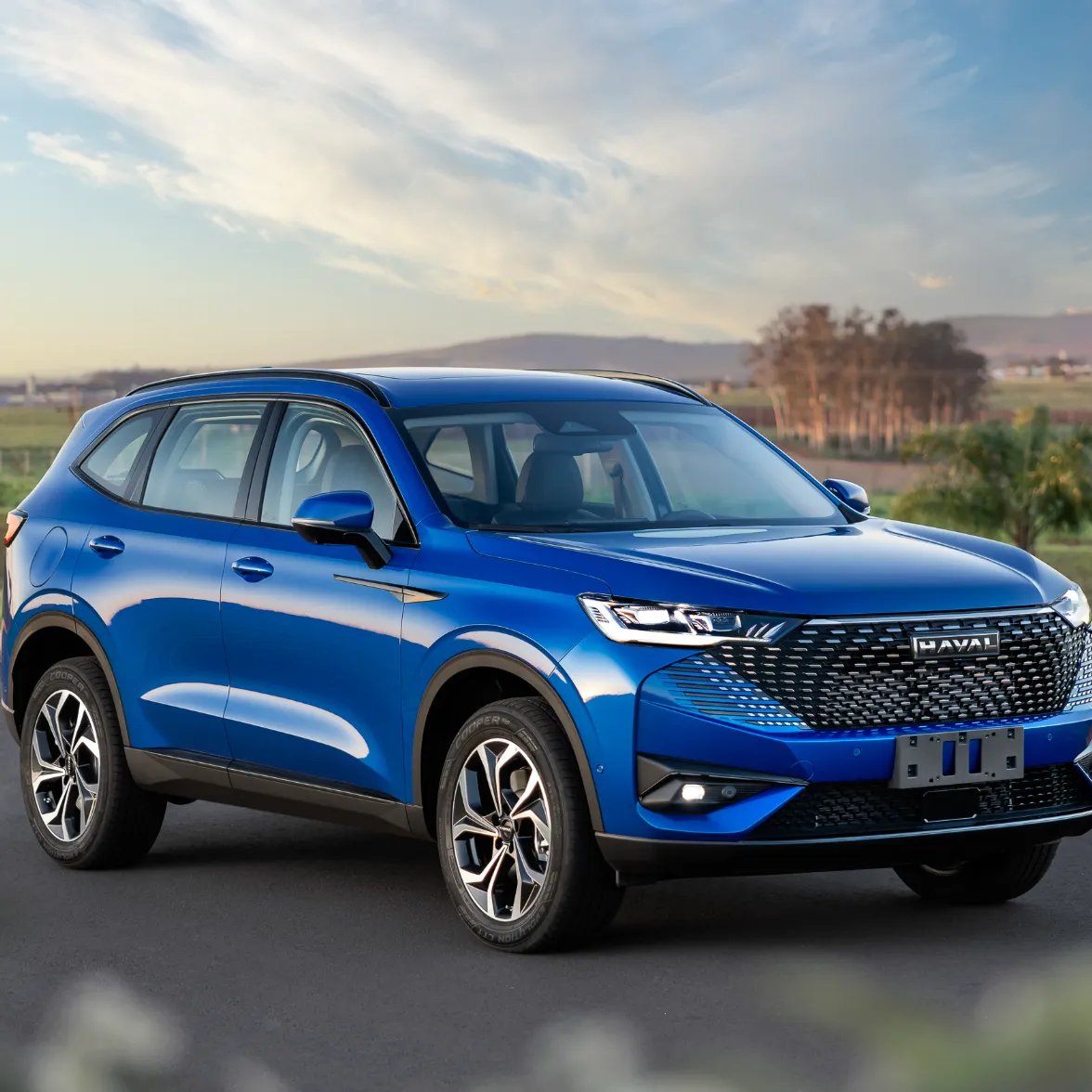 Carro da marca GWM na cor azul