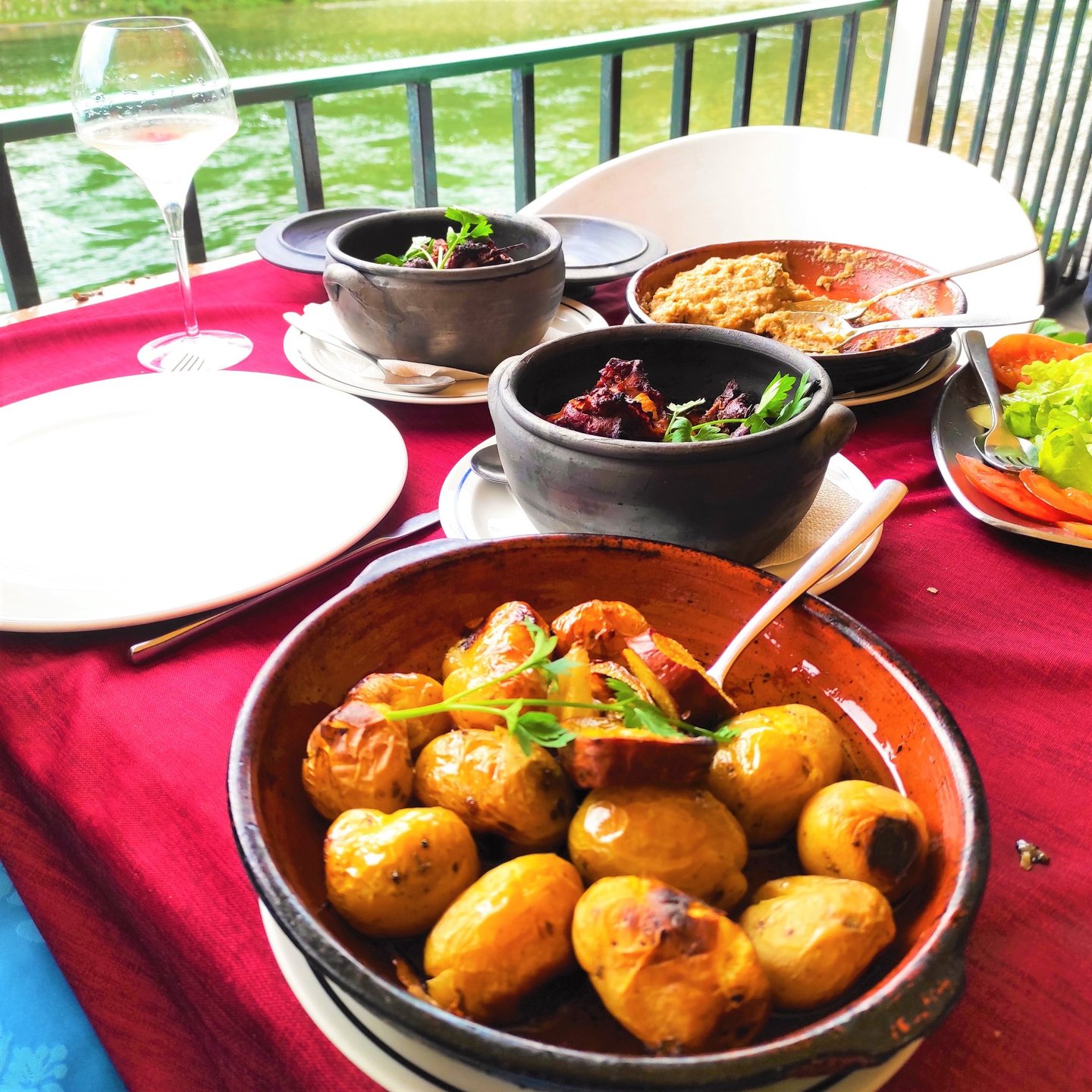 private custom experiences food relax serra da estrela geopark