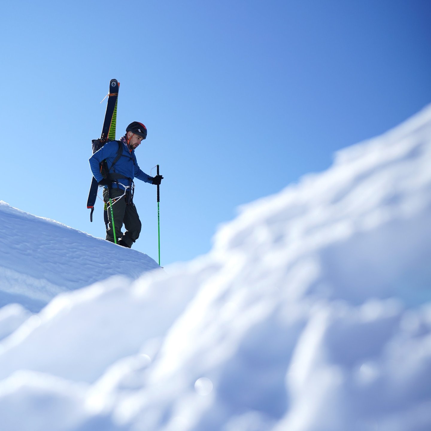 Antoine au sommet du Mont Pelago