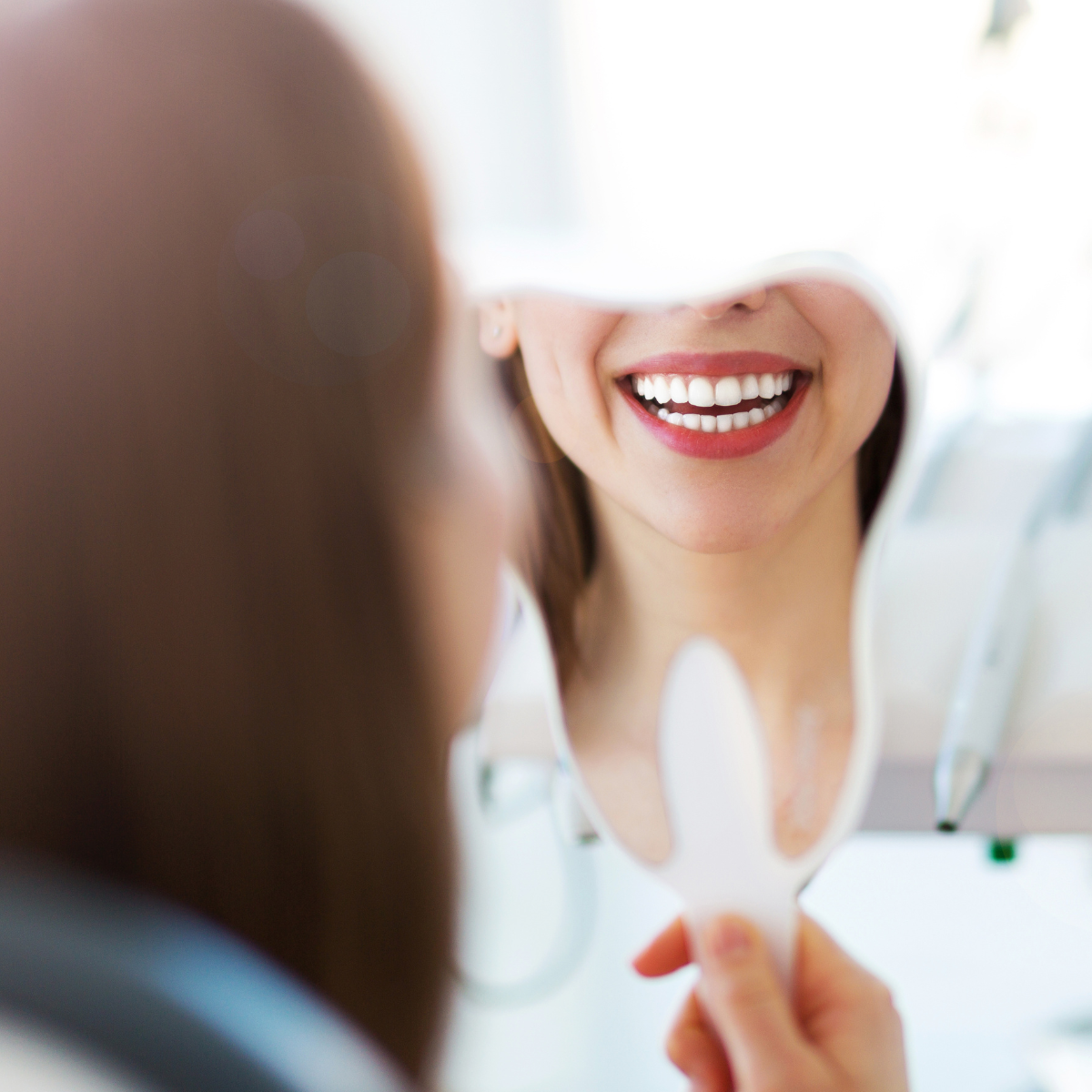 Equipamento de implantologia avançada para procedimentos de dentes fixos em 1 dia em Setúbal.