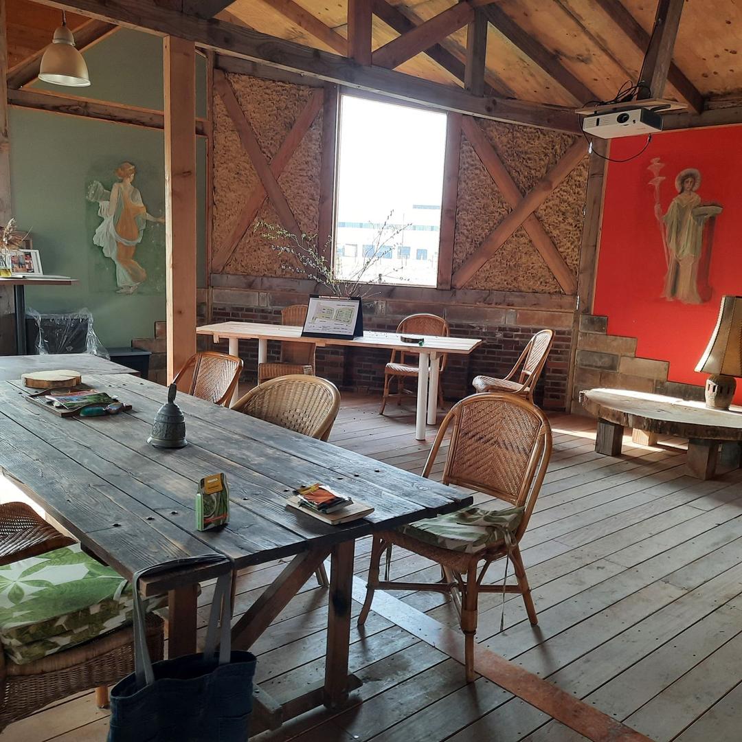 De gemeenschapsruimte in de romeinse barak