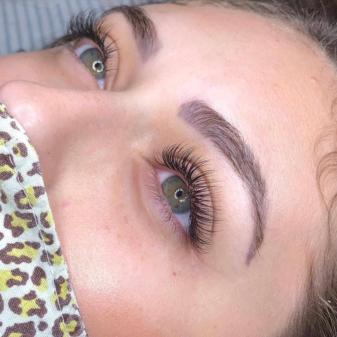 Curso de extensão de cílios Curitiba